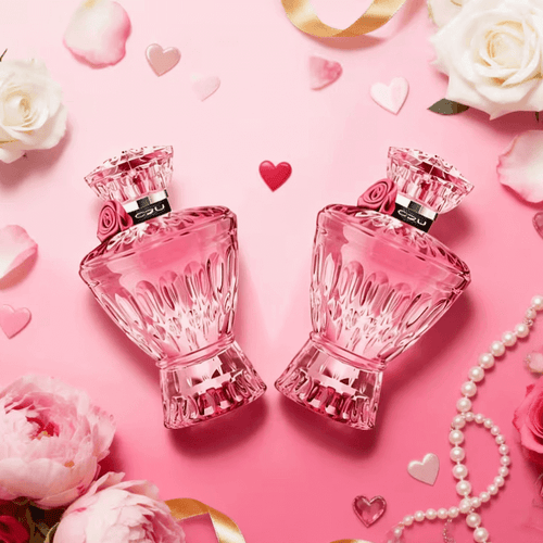 Perfume with persimmon and bergamot